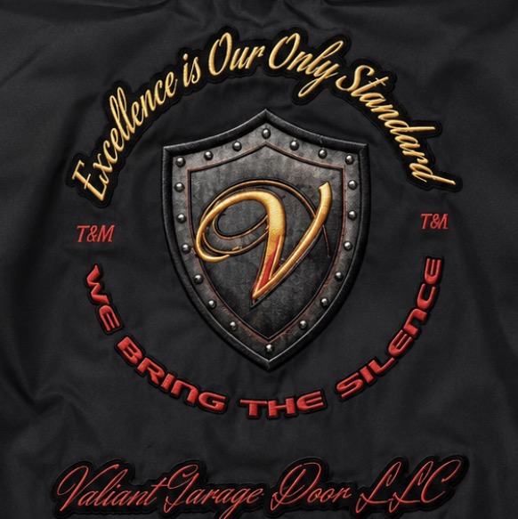 Valiant crest — Embroidered